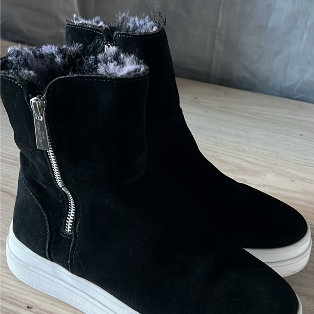 J Slides Black Winter Boots with Fur Trim